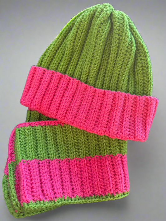 Alpha Kappa Alpha Hat & Scarf Set